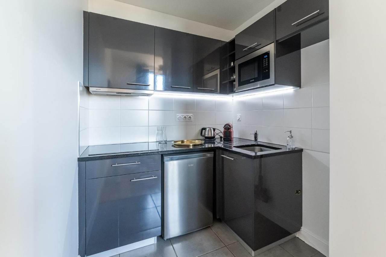 The Gatsby Room - 50M Des Halles Narbonne Bagian luar foto